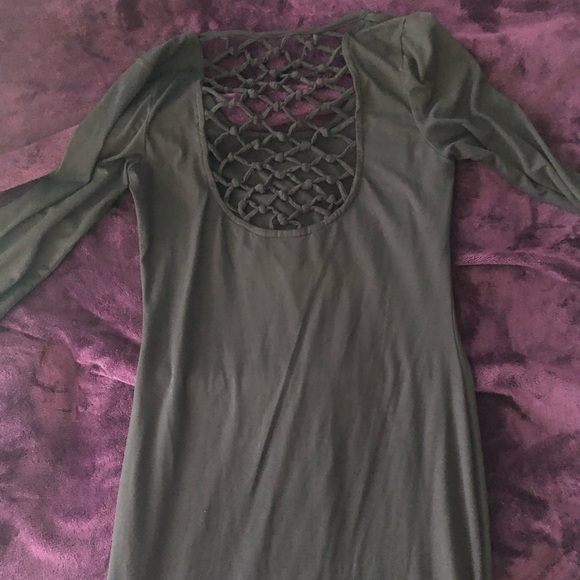 Dress - Picture 6 of 6